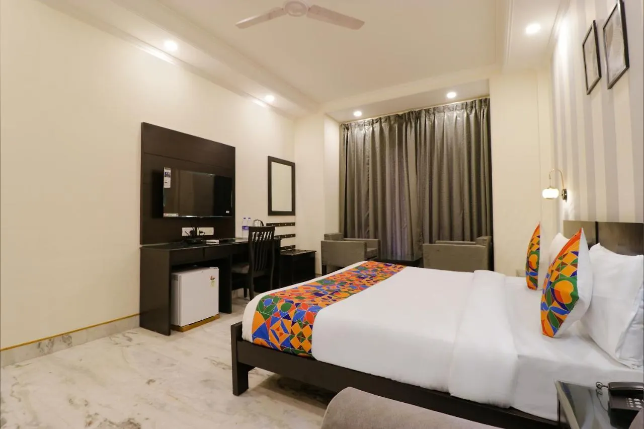 Hotel Fabhotel Rr Residency Gurgaon
